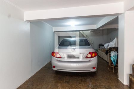 Casa à venda com 170m², 3 quartos e 3 vagas Casa à venda com 170m², 3 quartos e 3 vagasGaragem