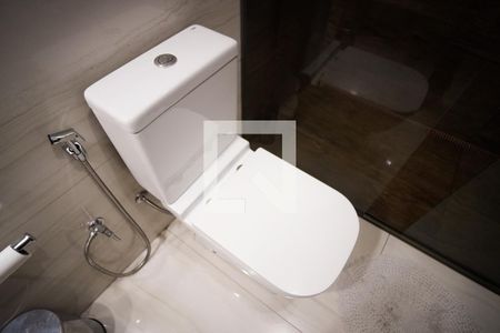 Casa à venda com 180m², 3 quartos e 5 vagasBanheiro do quarto 1