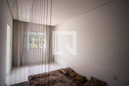 Casa à venda com 180m², 3 quartos e 5 vagasSala 2