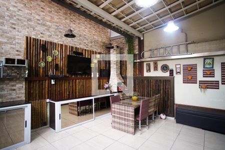 Casa à venda com 180m², 3 quartos e 5 vagasEspaço Gourmet