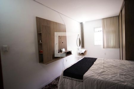 Casa à venda com 180m², 3 quartos e 5 vagasQuarto 1