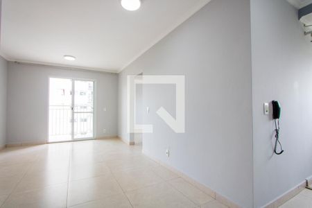 Sala de apartamento à venda com 2 quartos, 60m² em Vila Alzira, Santo André