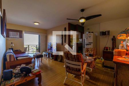 Sala de apartamento à venda com 1 quarto, 55m² em Barra da Tijuca, Rio de Janeiro