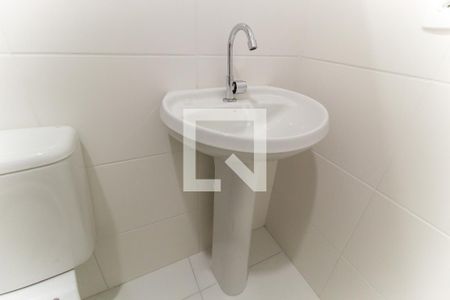 Apartamento para alugar com 33m², 2 quartos e sem vaga Apartamento para alugar com 33m², 2 quartos e sem vagaBanheiro