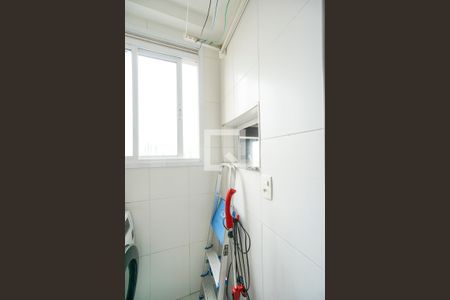 Apartamento à venda com 74m², 3 quartos e 2 vagas Apartamento à venda com 74m², 3 quartos e 2 vagasÁrea de serviço