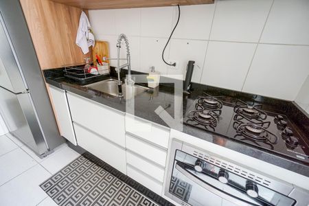 Apartamento à venda com 74m², 3 quartos e 2 vagas Apartamento à venda com 74m², 3 quartos e 2 vagasPia e cooktop
