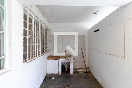 Casa para alugar com 110m², 2 quartos e 8 vagasLavanderia