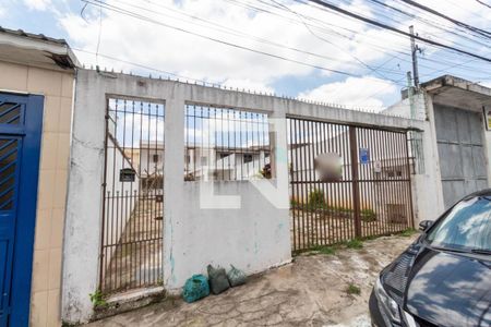 Casa para alugar com 110m², 2 quartos e 8 vagasFachada