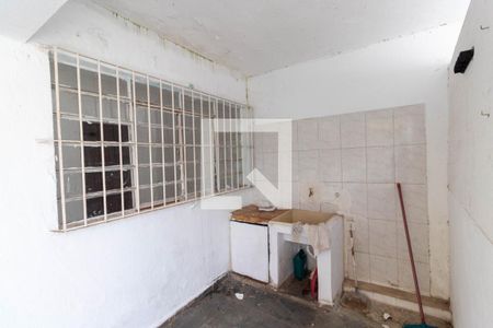 Casa para alugar com 110m², 2 quartos e 8 vagasLavanderia