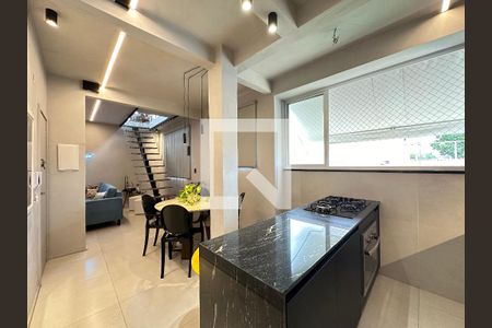 Sala de Jantar de apartamento para alugar com 2 quartos, 130m² em Sagrada Família, Belo Horizonte