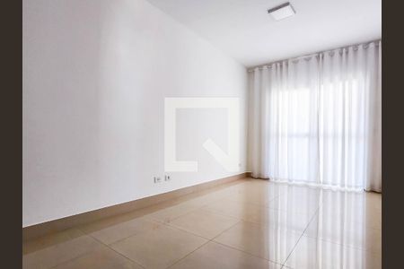 Sala de apartamento para alugar com 2 quartos, 66m² em Centro, Jacareí