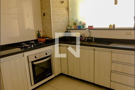Apartamento à venda com 67m², 2 quartos e 1 vagaCozinha 