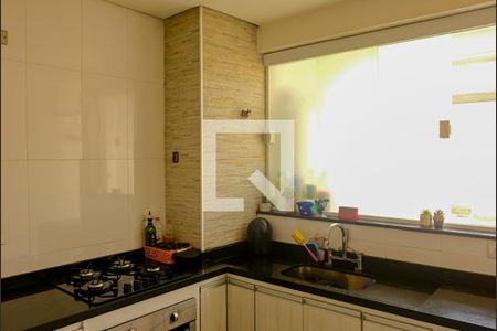 Apartamento à venda com 67m², 2 quartos e 1 vagaCozinha 