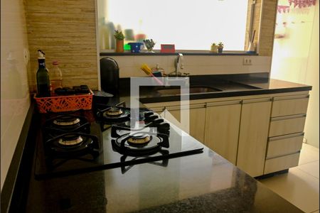 Apartamento à venda com 67m², 2 quartos e 1 vagaCozinha 