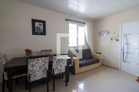 Sala  de casa à venda com 2 quartos, 68m² em Morro Santana, Porto Alegre