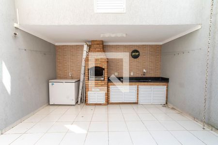 Casa à venda com 212m², 3 quartos e 6 vagas Casa à venda com 212m², 3 quartos e 6 vagasChurrasqueira