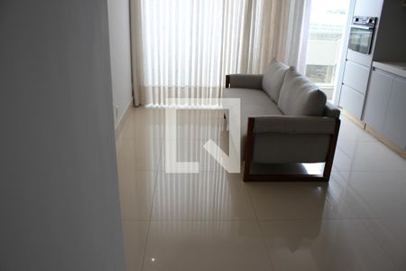 Sala de apartamento para alugar com 3 quartos, 77m² em Jardim das Esmeraldas, Goiânia