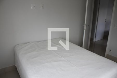 Quarto de apartamento para alugar com 3 quartos, 77m² em Jardim das Esmeraldas, Goiânia