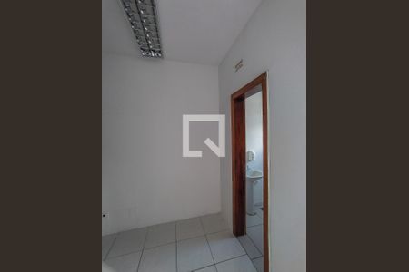 Corredor de apartamento para alugar com 1 quarto, 44m² em Cavalhada, Porto Alegre