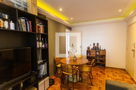 Sala de apartamento à venda com 2 quartos, 81m² em Anchieta, Belo Horizonte