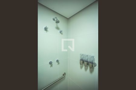 Banheiro de apartamento à venda com 1 quarto, 20m² em Vila Mariana, São Paulo