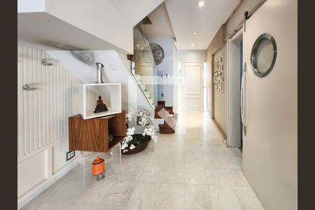 Sala de casa à venda com 4 quartos, 224m² em Planalto Paulista, São Paulo