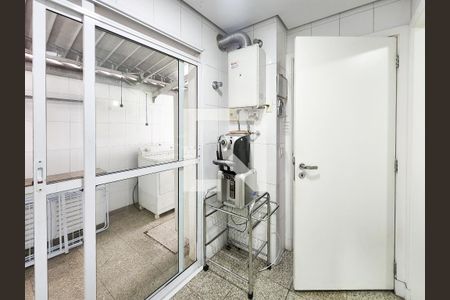 Casa para alugar com 224m², 4 quartos e 4 vagasÁrea de Serviço