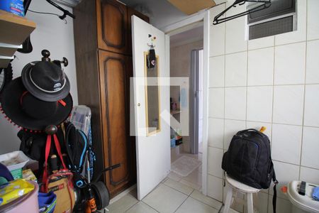 Apartamento à venda com 72m², 3 quartos e 1 vagaÁrea de Serviço