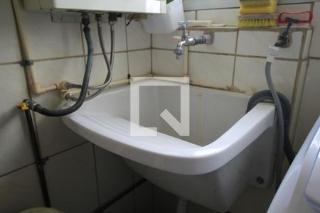 Apartamento à venda com 72m², 3 quartos e 1 vagaÁrea de Serviço