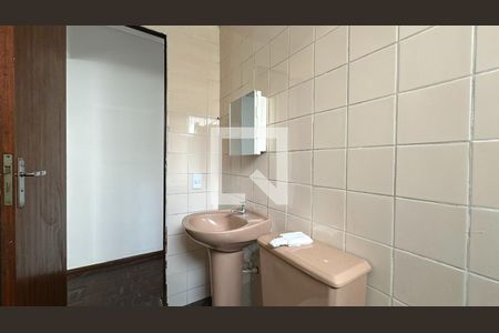 Banheiro de apartamento para alugar com 1 quarto, 32m² em Batel, Curitiba