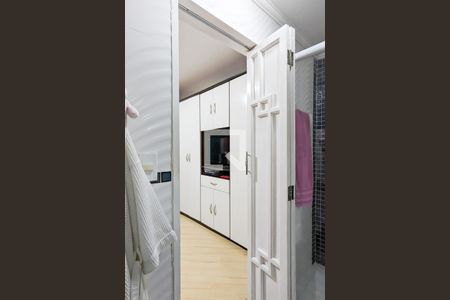 Casa à venda com 125m², 2 quartos e 2 vagasBanheiro da suíte