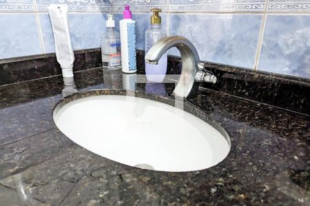 Casa à venda com 125m², 2 quartos e 2 vagasBanheiro