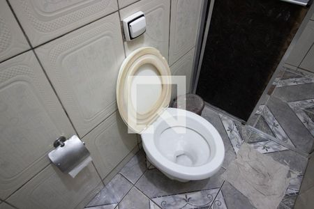 Banheiro de kitnet/studio para alugar com 1 quarto, 40m² em Vila Nova Curuçá, São Paulo