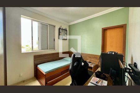 Apartamento à venda com 180m², 4 quartos e 3 vagasquarto 1