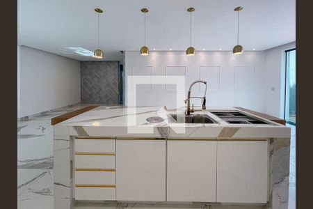 Casa à venda com 400m², 4 quartos e 7 vagasCozinha