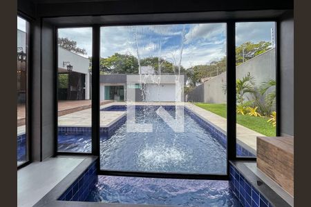 Casa à venda com 400m², 4 quartos e 7 vagasSauna 