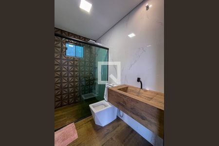 Casa à venda com 400m², 4 quartos e 7 vagasBanheiro 