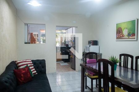 Casa à venda com 98m², 3 quartos e 1 vagaCopa