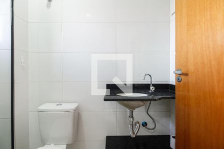 Banheiro  de apartamento à venda com 1 quarto, 32m² em Vila Carrao, São Paulo
