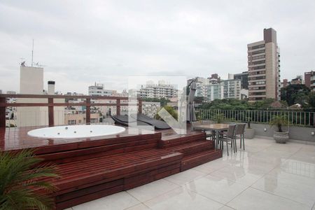 Apartamento para alugar com 235m², 3 quartos e 2 vagasPiscina