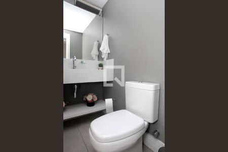 Apartamento para alugar com 235m², 3 quartos e 2 vagasBanheiro 3