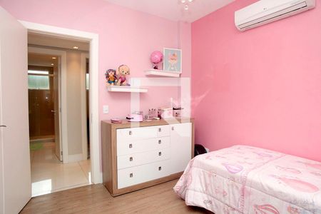 Apartamento para alugar com 235m², 3 quartos e 2 vagasQuarto 2