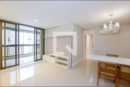 Sala de apartamento à venda com 4 quartos, 130m² em Icaraí, Niterói