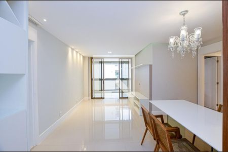 Sala de apartamento à venda com 4 quartos, 130m² em Icaraí, Niterói