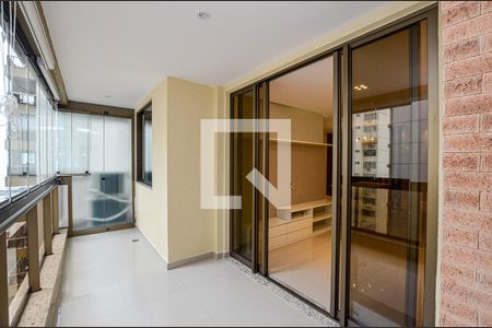 Varanda de apartamento à venda com 4 quartos, 130m² em Icaraí, Niterói