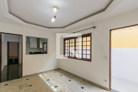Sala de casa à venda com 2 quartos, 109m² em Jardim Fernandes, São Paulo