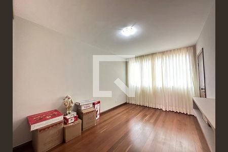 Apartamento à venda com 360m², 4 quartos e 2 vagasQuarto 4
