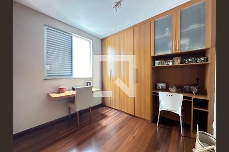 Apartamento à venda com 360m², 4 quartos e 2 vagasQuarto 1
