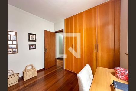 Apartamento à venda com 360m², 4 quartos e 2 vagasQuarto 1