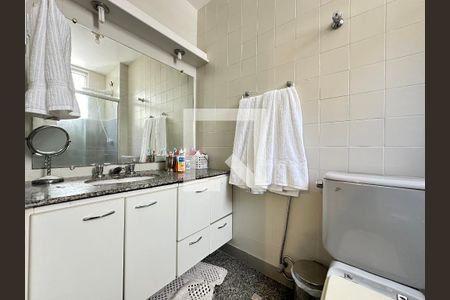 Apartamento à venda com 360m², 4 quartos e 2 vagasBanheiro 1